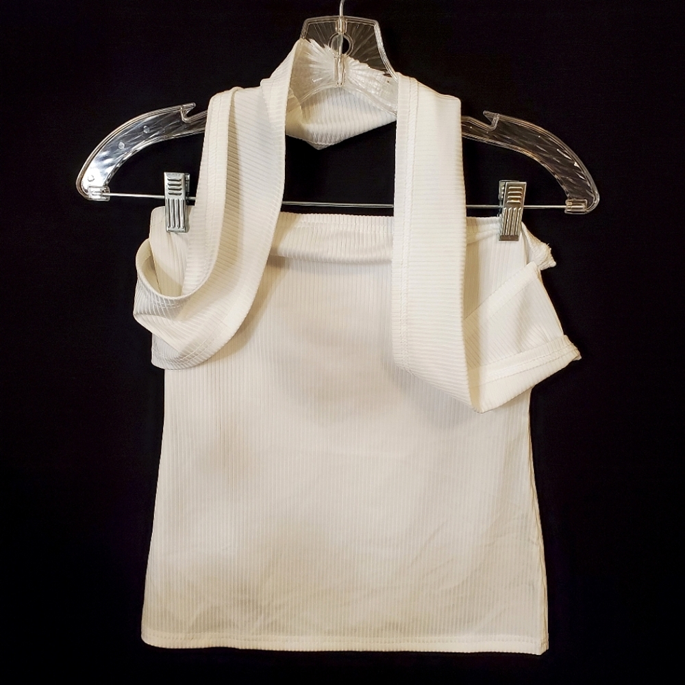 WOMEN TOP